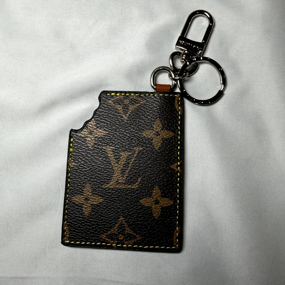Louis Vuitton Chocolate Bar Keychain - Picture 2 of 2